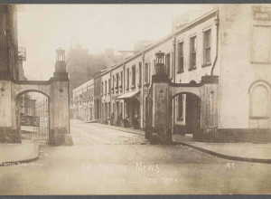 Jessie Tarbox Beals, Washington Mews, [1918], photographic postcard