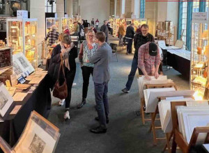 Visitors at Amsterdam International Fine & Rare Book