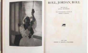 Title page opening of Doris Ullman's photographic study for "Roll, Jordan, Roll"