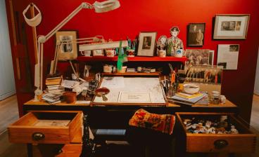 Raymond Briggs' desk at the new exhibition