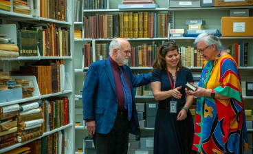 Glen (left) and Cathy Miranker (right) view the teaching collections with RBS Miranker Family Director of Collections, Exhibitions & Scholarly Initiatives Barbara Heritage (center)