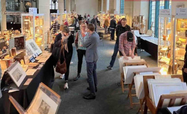 Visitors at Amsterdam International Fine & Rare Book