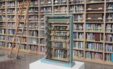 Peter Goulds, L.A. Louver, Eros It Is the Mirror, 1976, aluminum, mirrors, found hardware, turquoise paint 