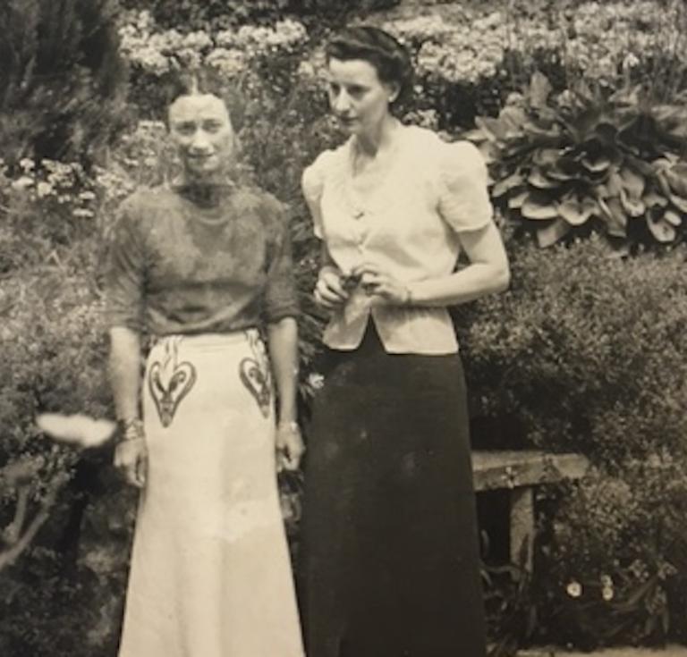 Photo of Wallis Simpson, Duchess of Windsor, and Fern Bedaux. 