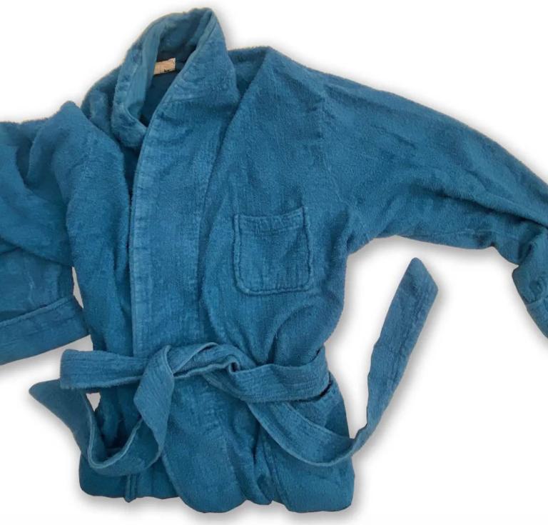  Henry Miller's blue bathrobe, estimate $3,000-$5,000